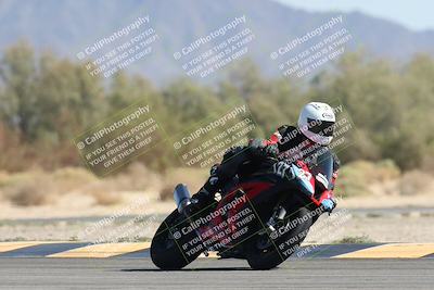 media/Oct-13-2025-Moto Forza (Mon) [[a66d839500]]/2-A Group/Session 4 Turn 7/